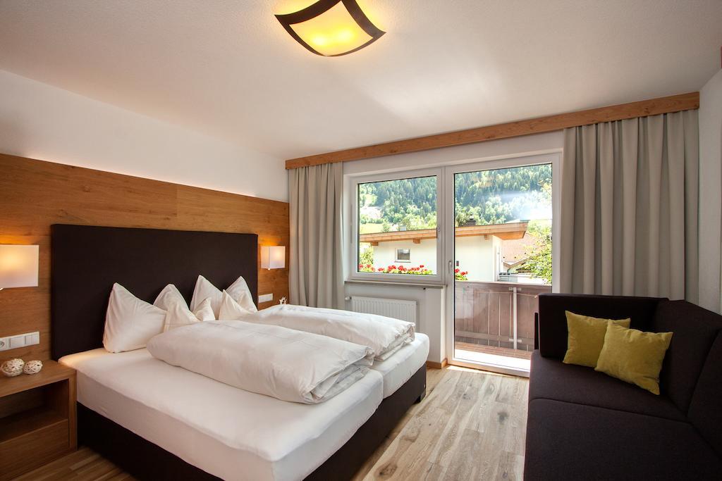 Apartmenthaus Juen Zams Zimmer foto